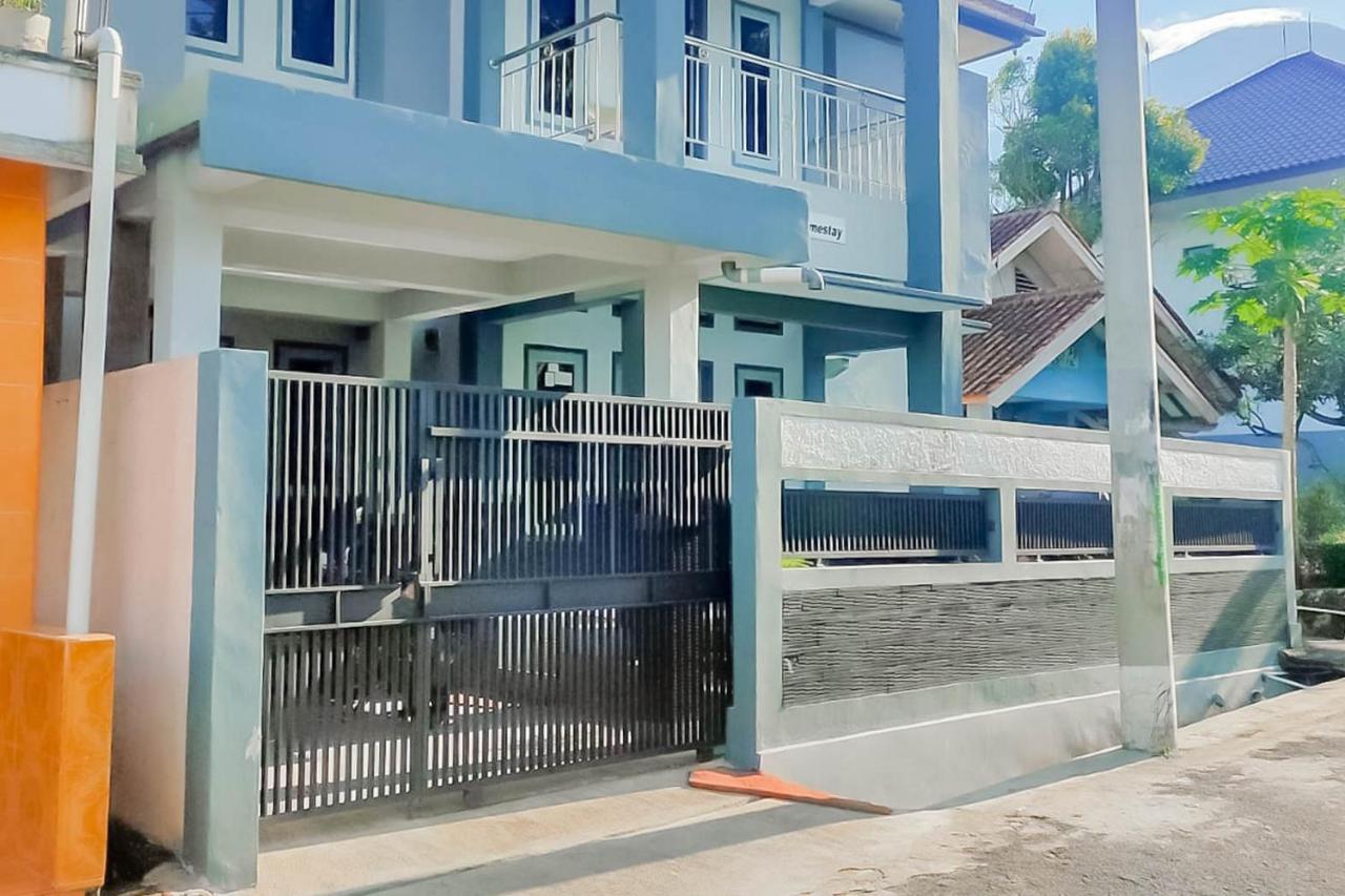 Triyoga Homestay Syariah Redpartner Sangkanurip المظهر الخارجي الصورة